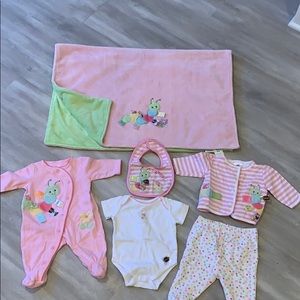 6 piece TAGGIES set size 0-3 months girls